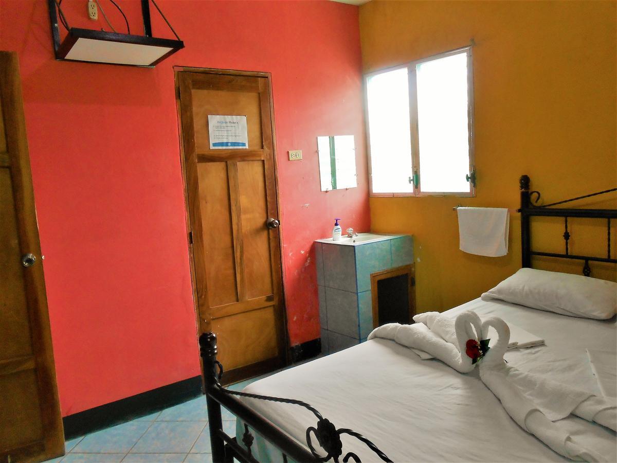 Hostal Siero 莫约加尔帕 外观 照片